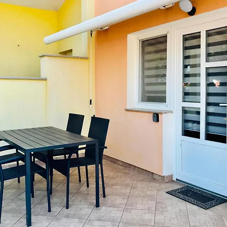 2 Bedroom Beautiful In Appartement